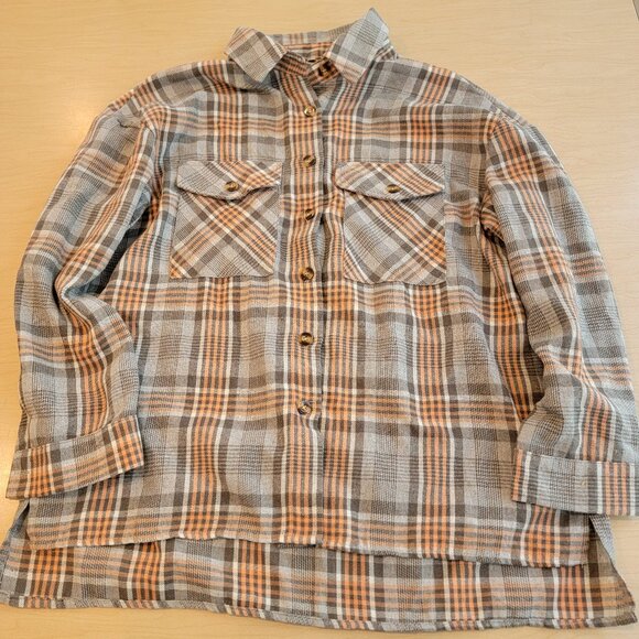 Tops - Gray & Orange Women's Flannel Button Up Shirt Small
